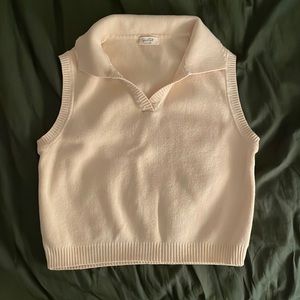 Brandy Melville, beige sleeveless, collared shirt